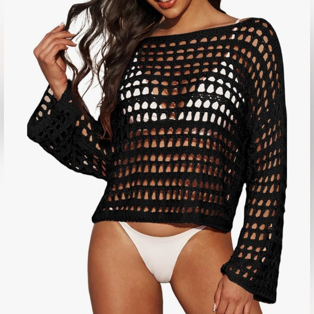 NWOT Crochet Top Can Be Worn As Cover Up Or With A Tank Top Under It